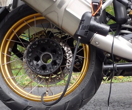 MOTOSİKLET LASTİKÇİ