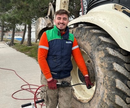 KAVACIK OTO LASTİKÇİ