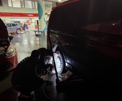 HALİL RIFAT PAŞA OTO LASTİKÇİ